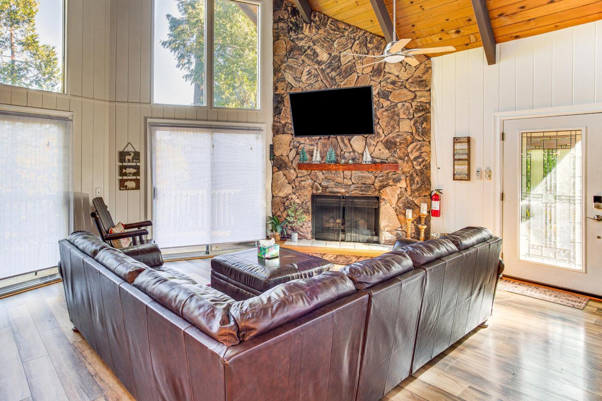 Lake Arrowhead Cabin Rental About 1 Mi To Village! Luaran gambar